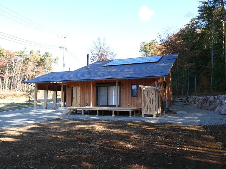 山梨県北杜市「手原の家」| 注文住宅なら大工集団くじらぐみ